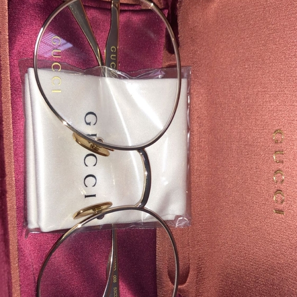 Versace & Gucci glasses and sunglasses! - Picture 15 of 15